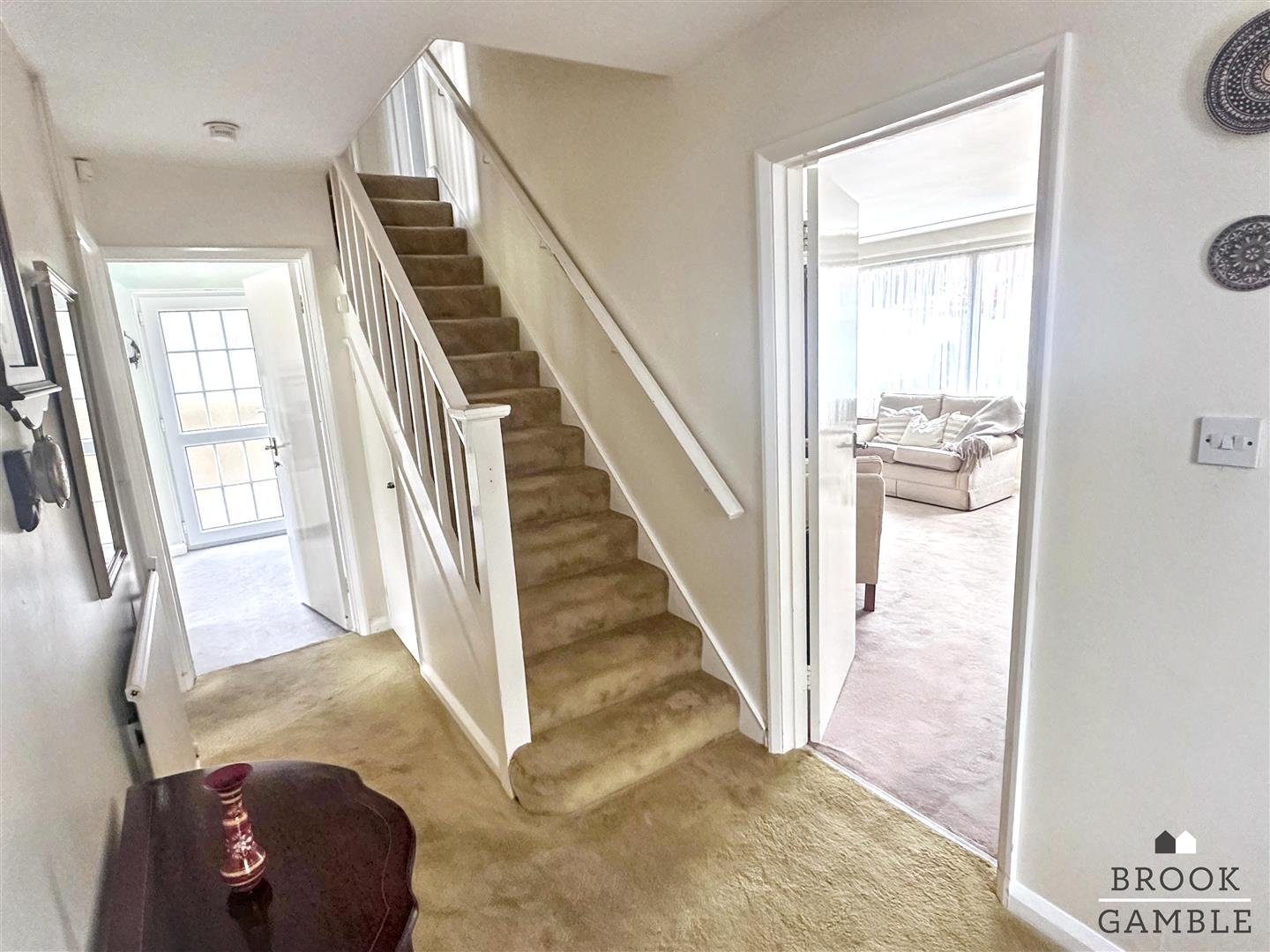 2 Bedroom House. Babylon Way in Eastbourne, 5